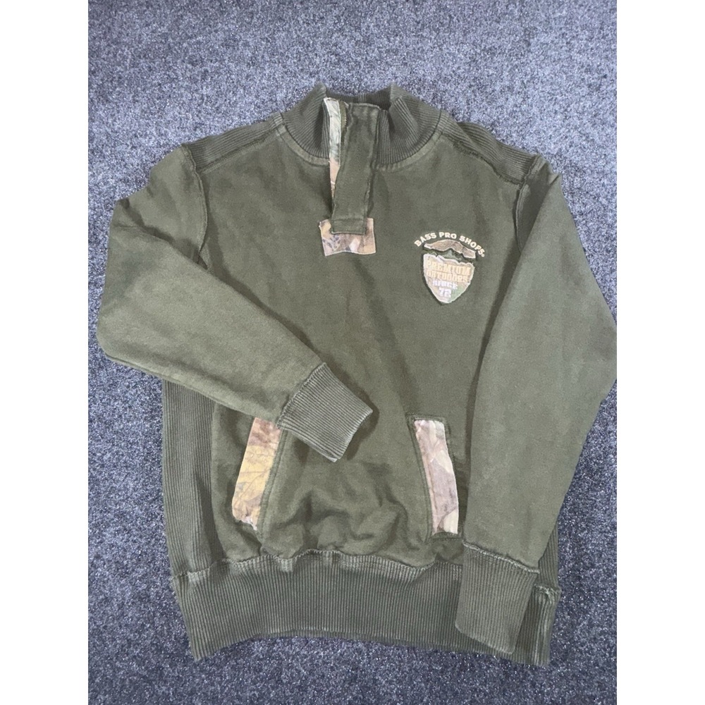 Bass Pro Shops Premium Outdoors Pullover Green Camo Trim Men's Medium Sweater